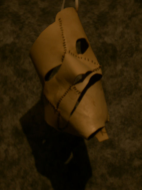leatherface-white.b leatherface-white.b